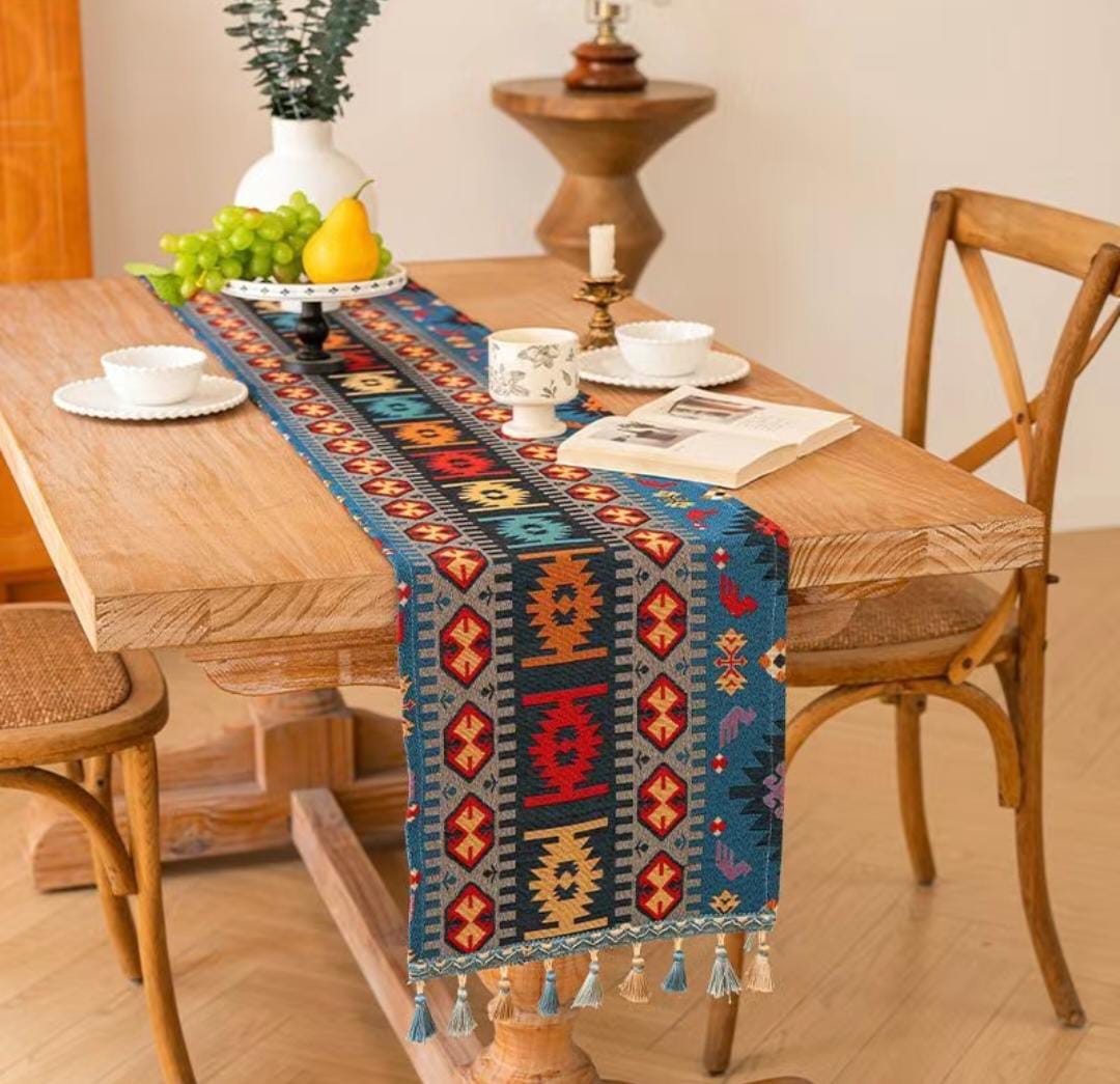 Table Runner 3